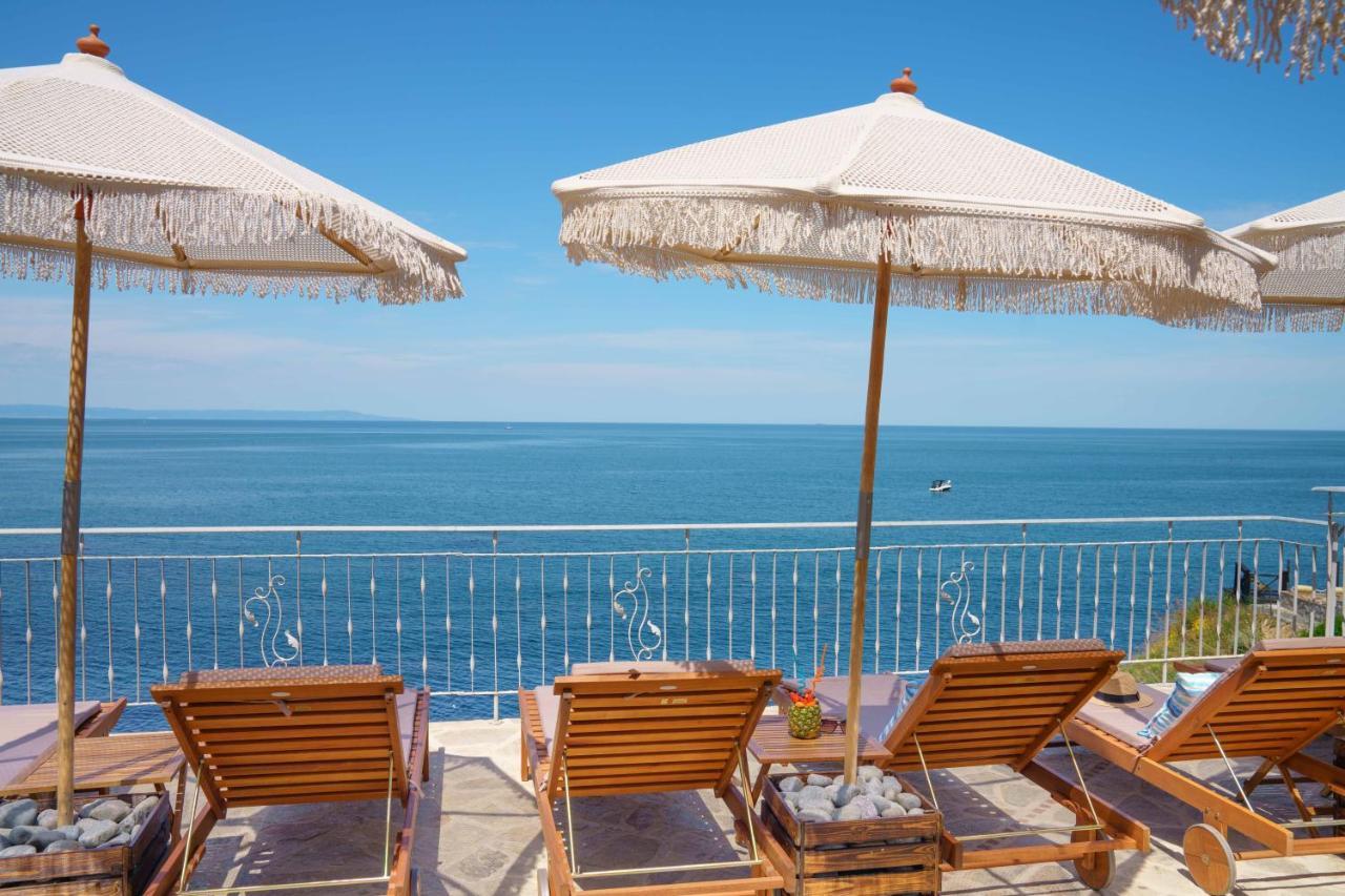 Dolphin Bay Boutique Complex Sozopol Hotel Exterior photo