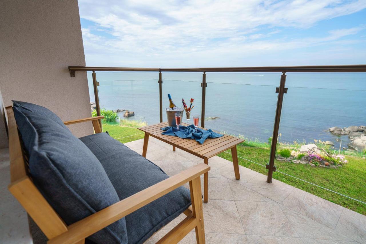 Dolphin Bay Boutique Complex Sozopol Hotel Exterior photo