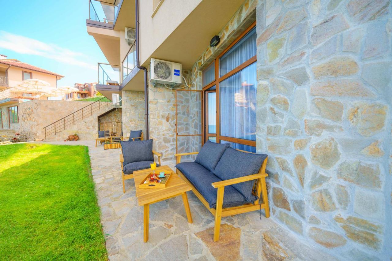 Dolphin Bay Boutique Complex Sozopol Hotel Exterior photo