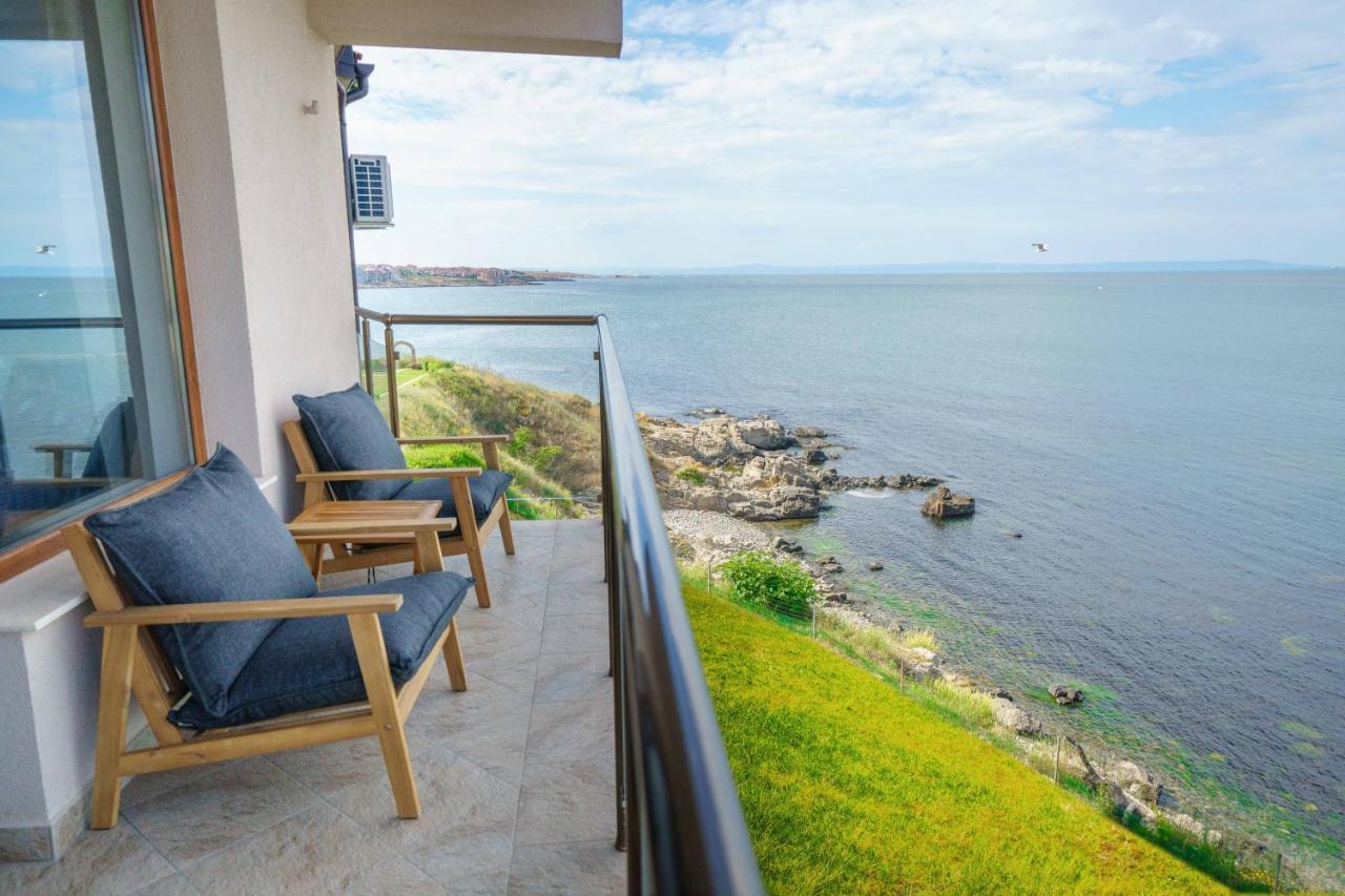 Dolphin Bay Boutique Complex Sozopol Hotel Exterior photo