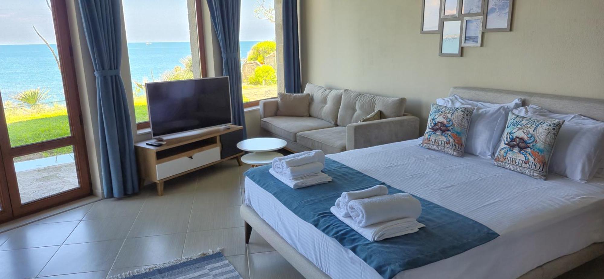 Dolphin Bay Boutique Complex Sozopol Hotel Exterior photo